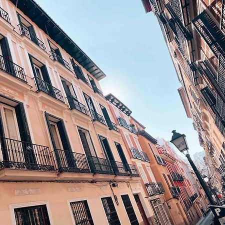 El Botones - Nuevo Apartamento De Diseno Barco マドリード エクステリア 写真