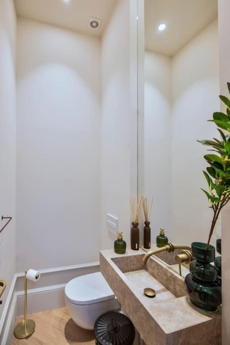 El Botones - Nuevo Apartamento De Diseno Barco マドリード エクステリア 写真
