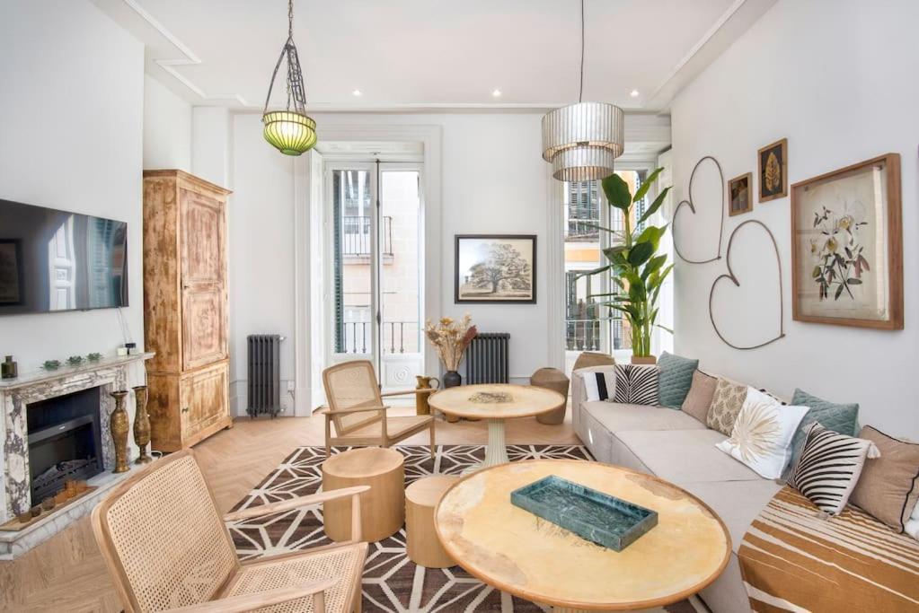 El Botones - Nuevo Apartamento De Diseno Barco マドリード エクステリア 写真